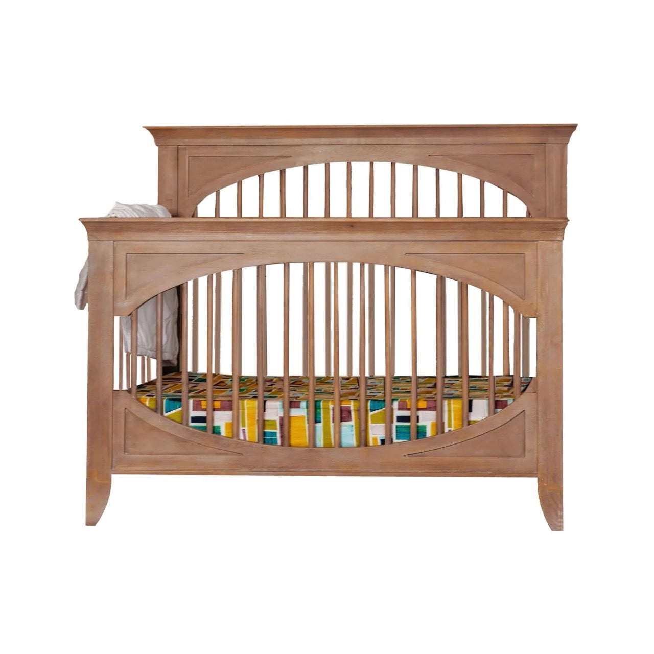 Cameo Oval 4-in-1 Convertible Crib